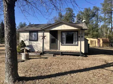 5407 Apache, Harrison, MI 48625