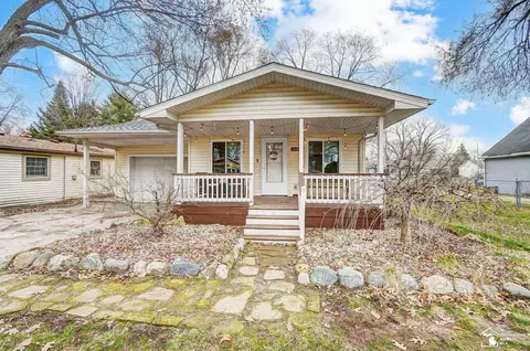 10712 Elmhurst, Luna Pier, MI 48157