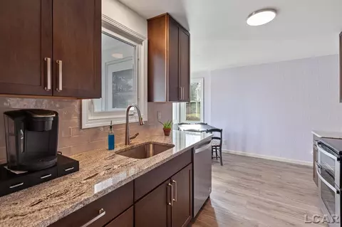 Kitchen - 604 Outer, Tecumseh, MI 49286 photo 3 of 7