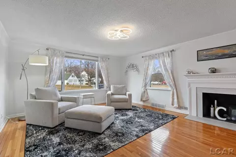 Bedroom - 604 Outer, Tecumseh, MI 49286 photo 1 of 6