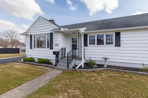 Exterior - 604 Outer, Tecumseh, MI 49286 photo 3 of 8