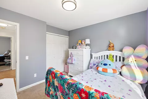 Bedroom - 47307 Blueridge, Macomb, MI 48044 photo 2 of 6