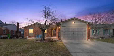 47307 Blueridge, Macomb, MI 48044
