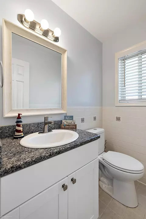 Bath - 47307 Blueridge, Macomb, MI 48044 photo 1 of 3