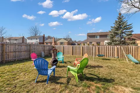 Exterior - 47307 Blueridge, Macomb, MI 48044 photo 4 of 5