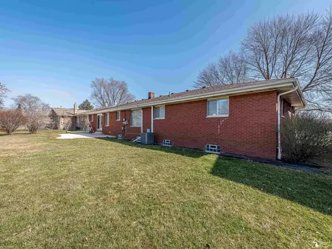 Exterior - 627 Ruff, Monroe, MI 48162 photo 4 of 7