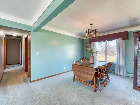 Dining - 627 Ruff, Monroe, MI 48162 photo 1 of 3