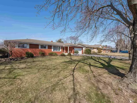 Exterior - 627 Ruff, Monroe, MI 48162 photo 2 of 7
