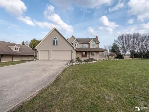 Exterior - 2420 Baldwin, Monroe, MI 48162 photo 2 of 33