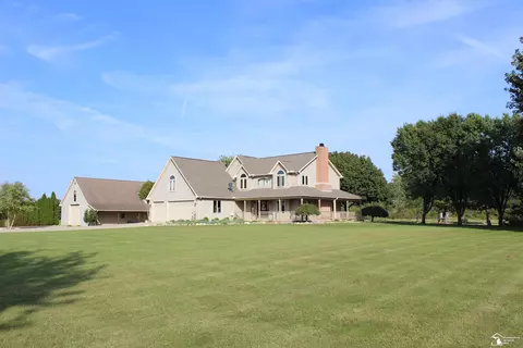 Exterior - 2420 Baldwin, Monroe, MI 48162 photo 25 of 33