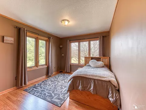 Bedroom - 2420 Baldwin, Monroe, MI 48162 photo 4 of 5