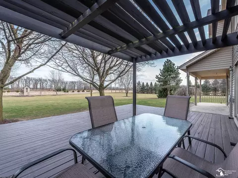 Exterior - 2420 Baldwin, Monroe, MI 48162 photo 7 of 33