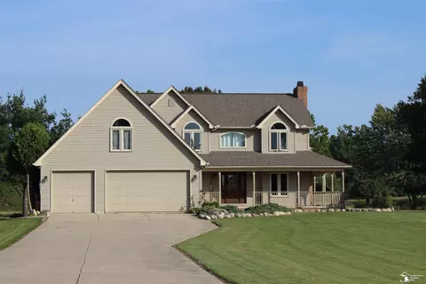 Exterior - 2420 Baldwin, Monroe, MI 48162 photo 26 of 33