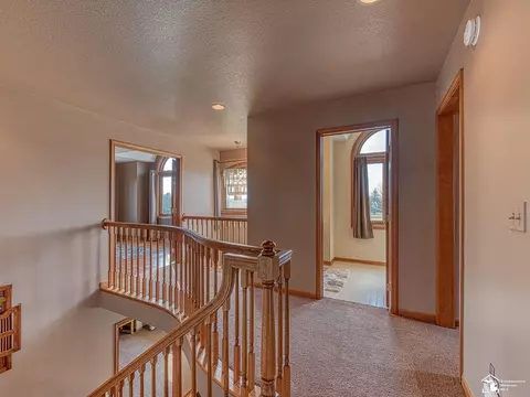 Entry Way - 2420 Baldwin, Monroe, MI 48162 photo 3 of 5