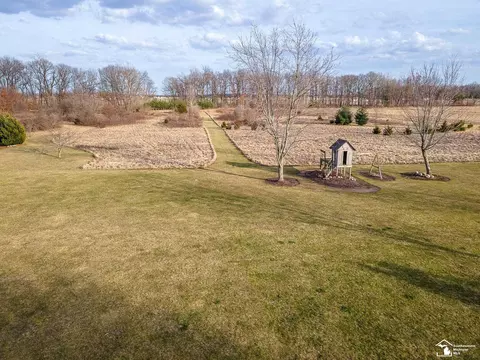 Exterior - 2420 Baldwin, Monroe, MI 48162 photo 16 of 33
