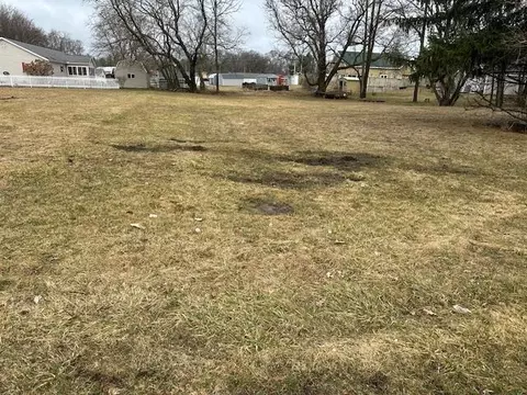 Nhn Birch, Harrison, MI 48625