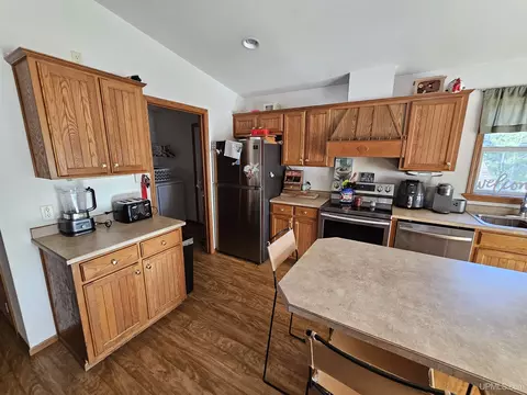 Kitchen - 16 Lawer, Ishpeming, MI 49849 photo 2 of 2