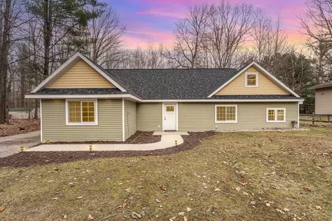 11386 Swan Crk, Saginaw, MI 48609