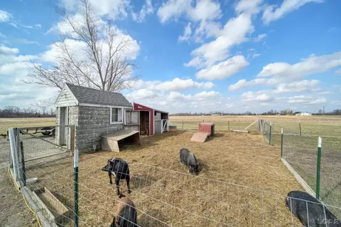 Exterior - 4019 Dennison, Dundee, MI 48131 photo 15 of 17