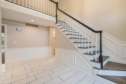 Entry Way - 3545 Hawthorne, Flint, MI 48503 photo 3 of 5