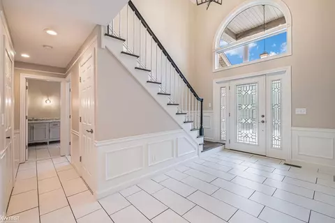 Entry Way - 3545 Hawthorne, Flint, MI 48503 photo 2 of 5
