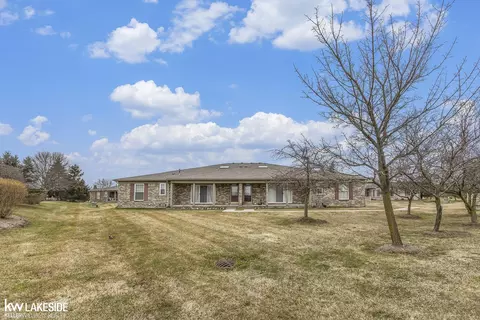 11198 Spruce, Washington, MI 48094