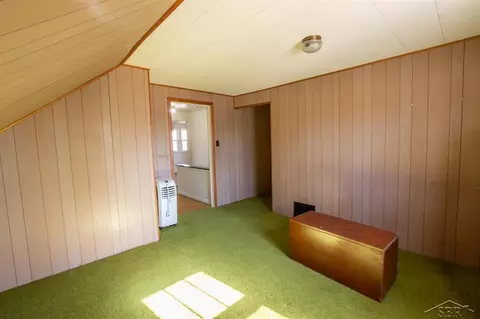 Bedroom - 319 W Grout, Gladwin, MI 48624 photo 2 of 2