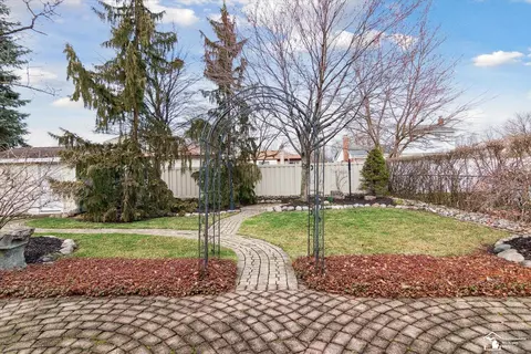 Exterior - 25568 Kinyon, Taylor, MI 48180 photo 14 of 19
