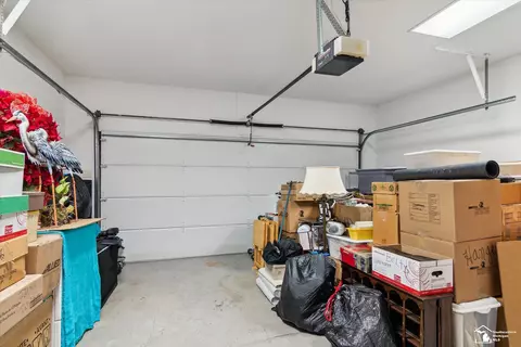 Exterior - 25568 Kinyon, Taylor, MI 48180 photo 9 of 19