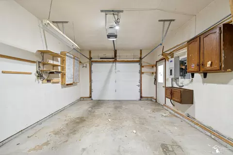 Exterior - 7482 Bernard, Temperance, MI 48182 photo 5 of 12
