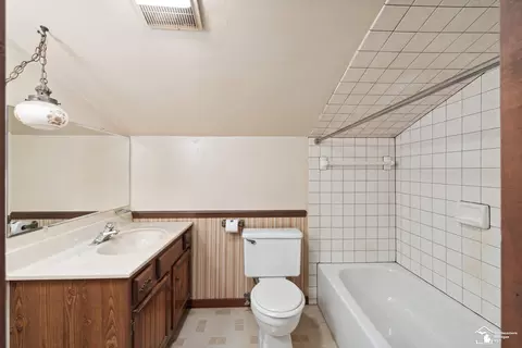 Bath - 7482 Bernard, Temperance, MI 48182 photo 2 of 2