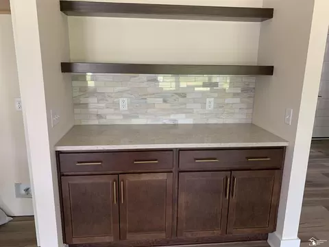Kitchen - 314 Central Park, Monroe, MI 48162 photo 6 of 6
