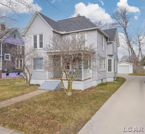 774 College, Adrian, MI 49221