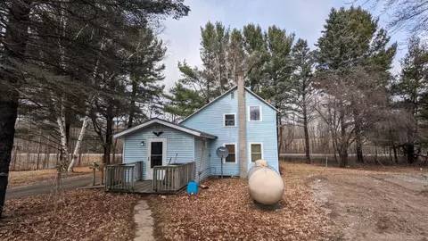 10097 20 Mile, Tustin, MI 49688