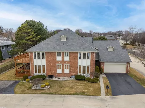 24017 Violet, Saint Clair Shores, MI 48082