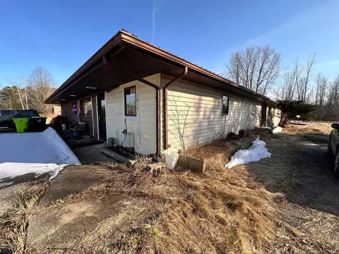 Exterior - 1013 Ritchie, Gladwin, MI 48624 photo 10 of 11