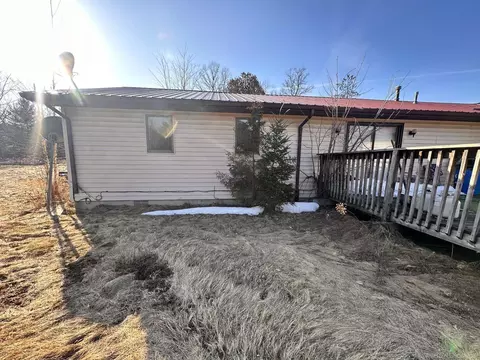 Exterior - 1013 Ritchie, Gladwin, MI 48624 photo 4 of 11
