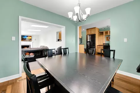 Dining - 30992 Sutherland Ave, Warren, MI 48088 photo 2 of 2