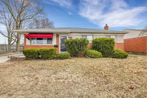 Exterior - 30992 Sutherland Ave, Warren, MI 48088 photo 6 of 6