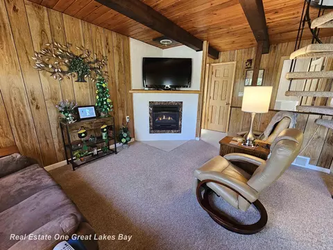 3232 Lakeview, Harrison, MI 48625 photo 5