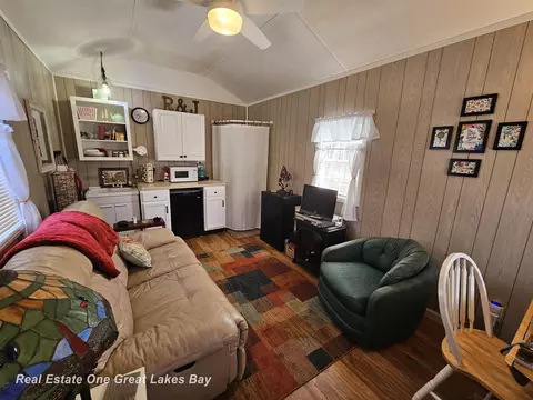 3232 Lakeview, Harrison, MI 48625 photo 25