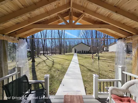 3232 Lakeview, Harrison, MI 48625 photo 12