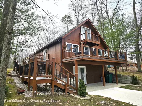3232 Lakeview, Harrison, MI 48625