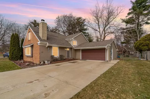 5282 Shattuck, Saginaw, MI 48603