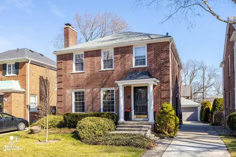 454 Fisher, Grosse Pointe Farms, MI 48230