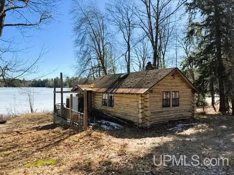 5944 S Northrough, Cooks, MI 49817