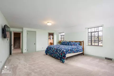 Bedroom - 1169 Buckingham Rd, Grosse Pointe Park, MI 48230 photo 4 of 9