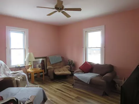 Bedroom - 335 W Grout, Gladwin, MI 48624 photo 3 of 3