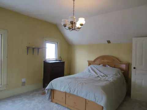 Bedroom - 335 W Grout, Gladwin, MI 48624 photo 1 of 3