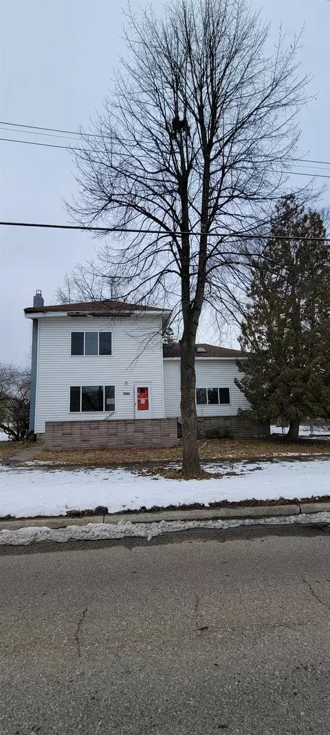 301 E Lincoln, East Tawas, MI 48730